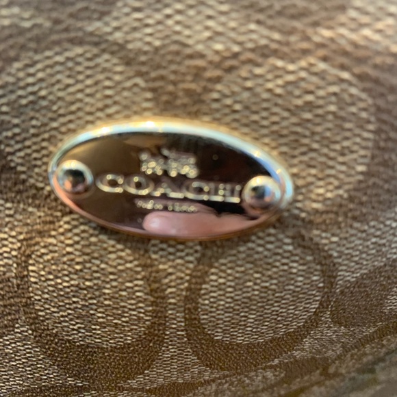 Coach purse - Picture 2 of 5